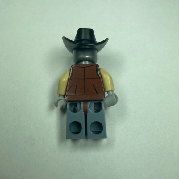 Lego Movie Deputron Minifigure 70800 - Picture 2 of 2